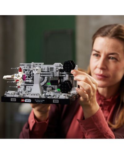 Konstruktor Lego Star Wars - Diorama leta do okna Death Star (75329) - 4